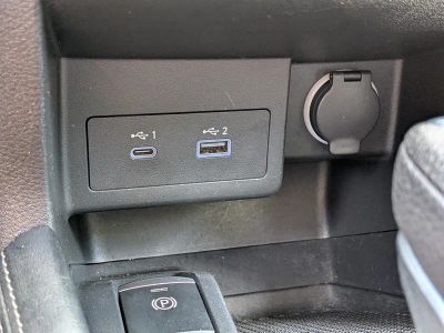 2022 Nissan Kicks — photo 29 view