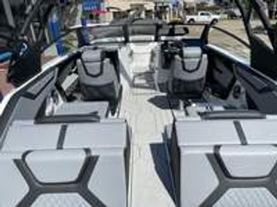 2026 Yamaha 222 XE - Photo 15