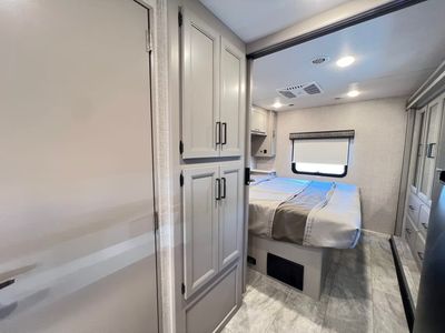 2025 Thor Motor Coach WINDSPORT - Photo 16