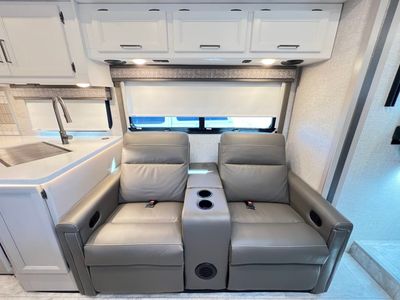 2025 Thor Motor Coach WINDSPORT - Photo 7