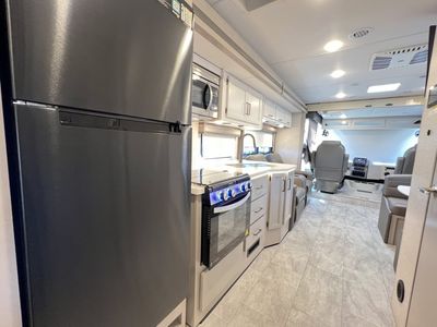 2025 Thor Motor Coach WINDSPORT - Photo 9