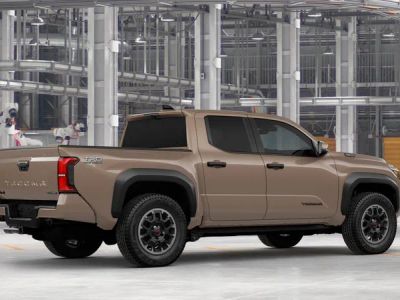 2026 Toyota Tacoma i-FORCE MAX - Photo 13