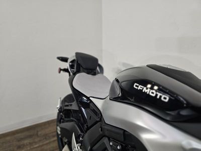 2026 CFMOTO 675SS - Photo 13