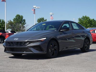 2026 Hyundai Elantra - Photo 5