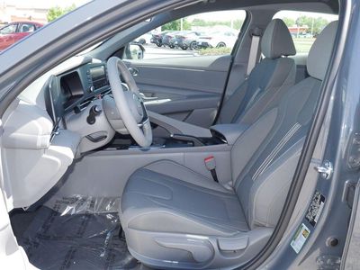2026 Hyundai Elantra - Photo 31