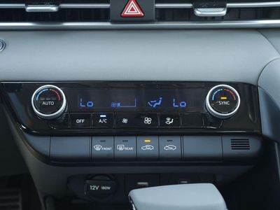 2026 Hyundai Elantra - Photo 42