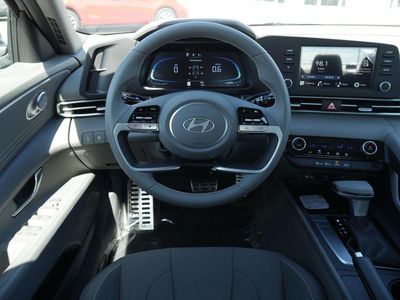 2026 Hyundai Elantra - Photo 35