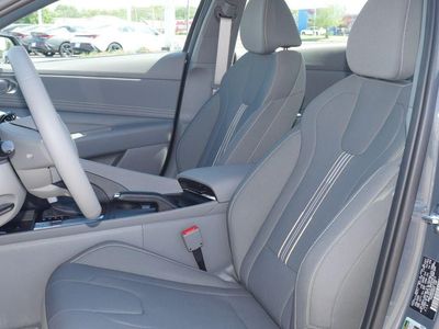 2026 Hyundai Elantra - Photo 32