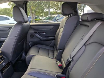 2026 Mazda CX-90 — photo 13 view