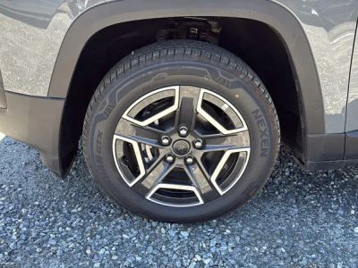 2026 Jeep Cherokee — detail view