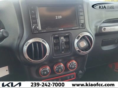 2016 Jeep Wrangler Unlimited — photo 26 view