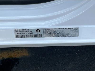 2026 Ram 2500 — photo 33 view