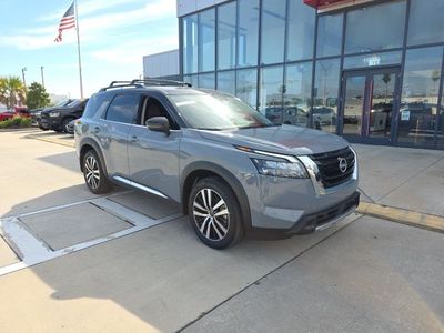 2025 Nissan Pathfinder - Photo 2