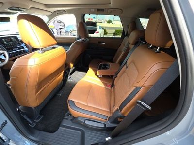 2025 Nissan Pathfinder - Photo 24