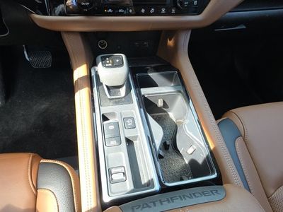 2025 Nissan Pathfinder - Photo 19