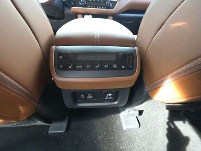 2025 Nissan Pathfinder - Photo 25