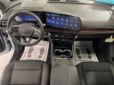 2026 Chevrolet Traverse — photo 13 view