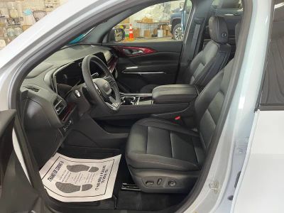 2026 Chevrolet Traverse — photo 9 view