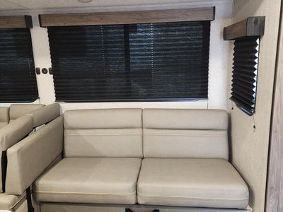 2025 Keystone Zinger 270BH - Photo 9