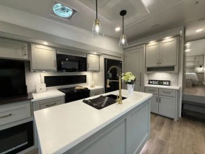 2026 Brinkley RV Model Z - Photo 6