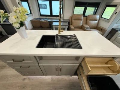 2026 Brinkley RV Model Z - Photo 12