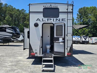 2026 Keystone RV Avalanche - Photo 9