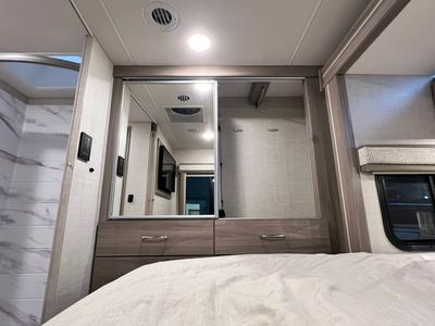 2025 Thor Motor Coach DELANO - Photo 29