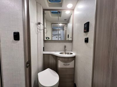2025 Thor Motor Coach DELANO - Photo 24