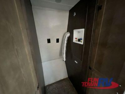 2023 Coachmen RV Brookstone - Photo 22