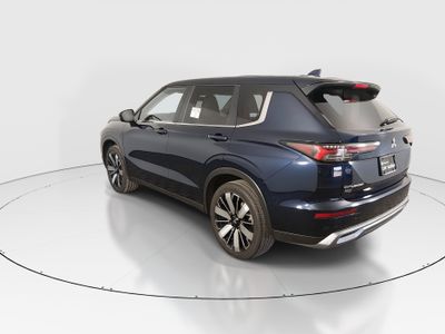 2025 Mitsubishi Outlander - Photo 5