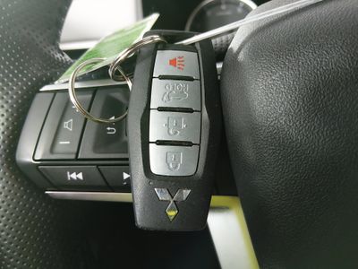 2025 Mitsubishi Outlander - Photo 15