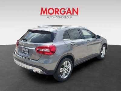 2017 Mercedes-Benz GLA — engine compartment view
