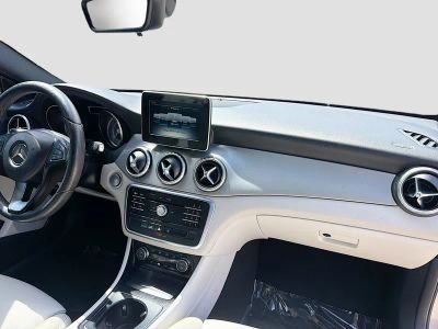 2017 Mercedes-Benz GLA — photo 29 view
