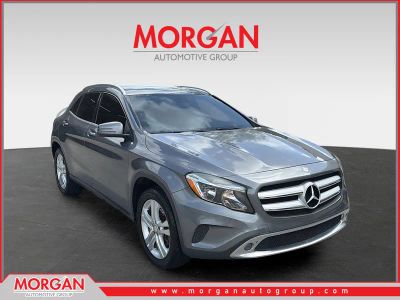 2017 Mercedes-Benz GLA 250 in Gray — front three-quarter view