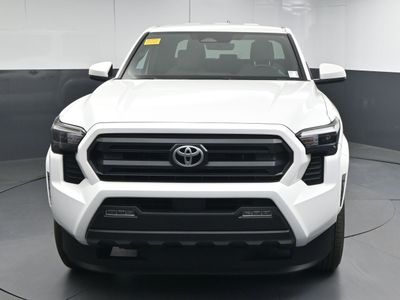 2026 2024 Toyota Tacoma SR5 Truck Double Cab - Photo 2