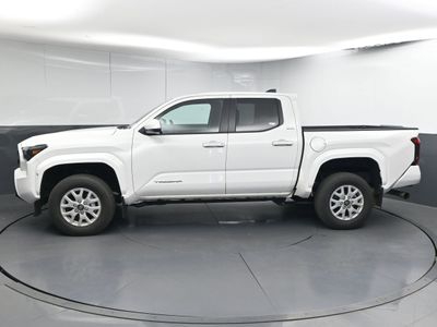 2026 2024 Toyota Tacoma SR5 Truck Double Cab - Photo 4