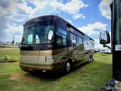 2007 Monaco RV Dynasty — interior view