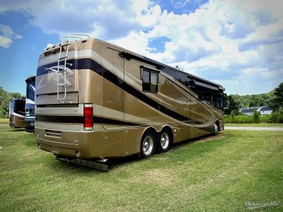 2007 Monaco RV Dynasty — side profile view