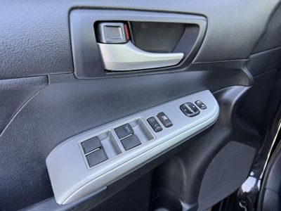 2012 Toyota Camry - Photo 19