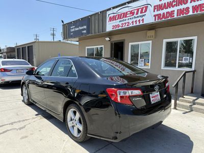 2012 Toyota Camry - Photo 5