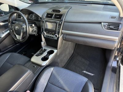 2012 Toyota Camry - Photo 14
