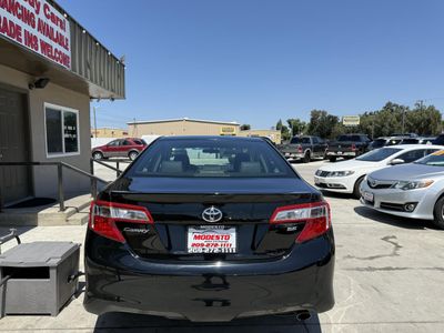 2012 Toyota Camry - Photo 4