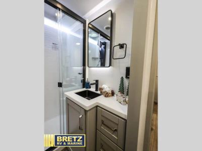 2026 Brinkley Model Z - Photo 18