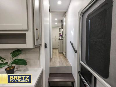 2026 Brinkley Model Z - Photo 17