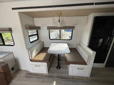 2024 Forest River Grand Surveyor - Photo 25