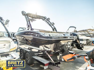 2022 Crownline XS Series - Photo 6