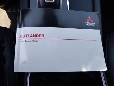 2024 Mitsubishi Outlander - Photo 20