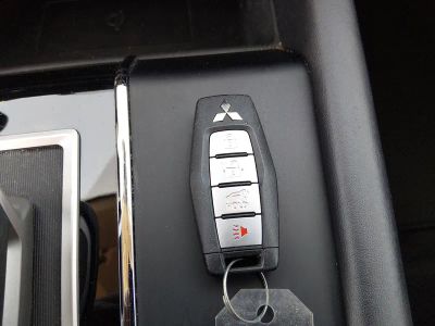 2024 Mitsubishi Outlander - Photo 15