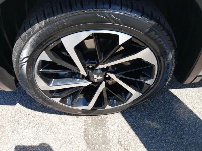2024 Mitsubishi Outlander - Photo 10