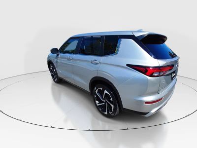 2024 Mitsubishi Outlander - Photo 5